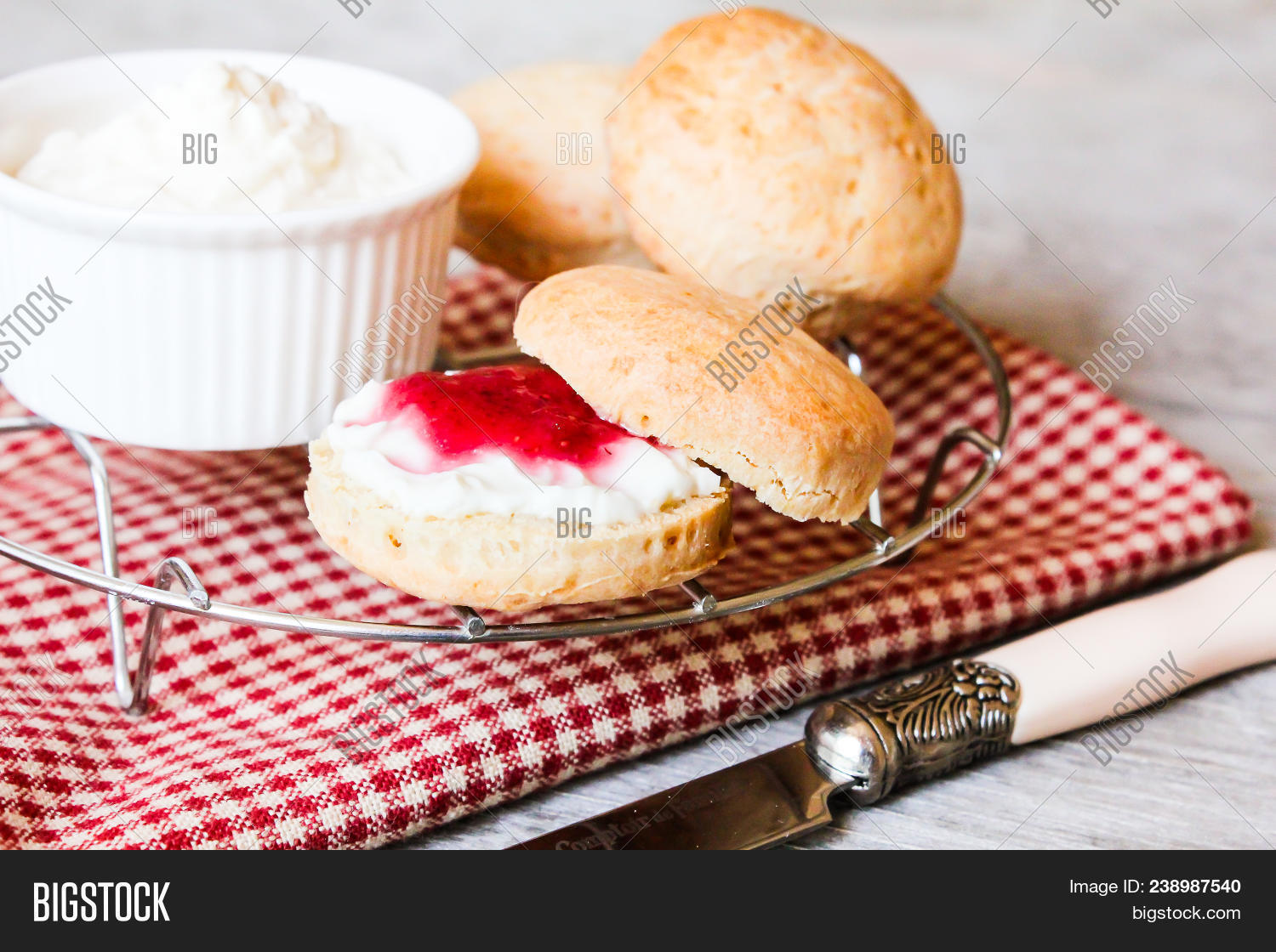 Pastry Definition British English at Harold Cortez blog