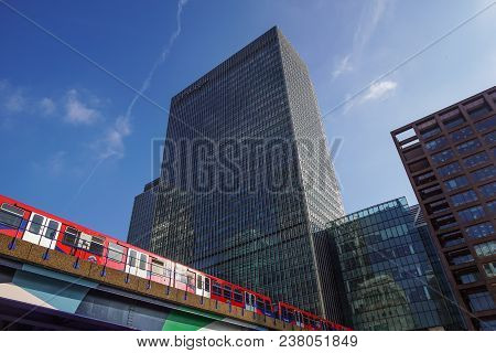 London, Uk - May 27, 2012: Investment Bank J P Morgan European Headquarters In Canary Wharf, Which W