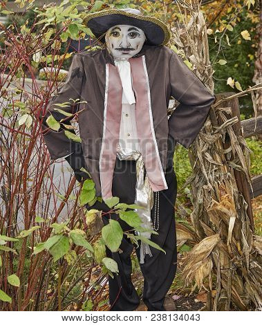 Halloween Scarecrows And Characters