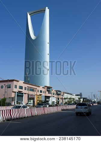Light Traffic On Olaya Street Early In The Morning Caused By Mandatory De-tour As Part Of Metro Cons