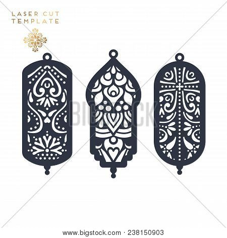Laser Cut Islamic Pattern Envelope Template Vector
