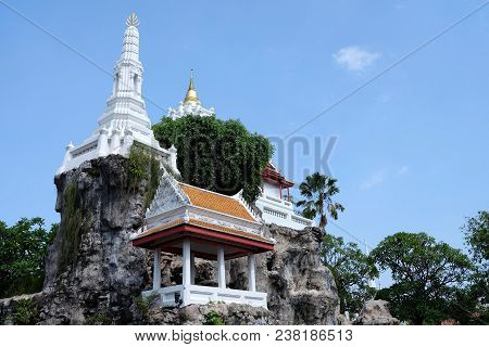 Kao Mo Garden In Front Of Wat Prayoon Temple, Bangkok Thailand.