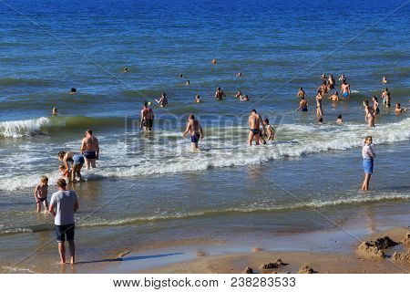 Zelenogradsk, Kaliningrad Region, Russia - July 29, 2017: Unknown People Bathing In The Baltic Sea W
