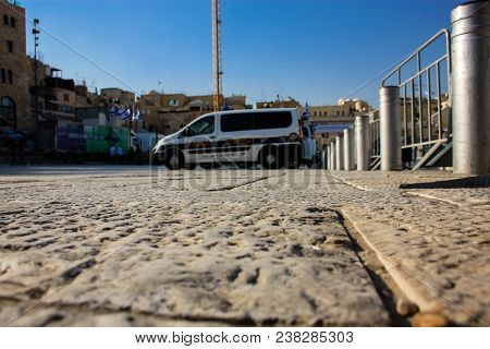 Jerusalem Israel April 16, 2018, View Of A Israeli Police Car In The Street Of Jerusalem Afternoon