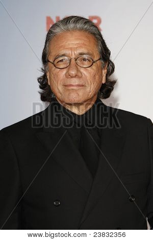 SANTA MONICA, CA - září 10: Edward James Olmos na 2011 NCLR ALMA Awards konala v Santa Monica Civi
