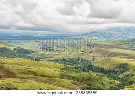 The View From Lookout Rock Near Mahai In The Kwazulu-natal Drakensberg. The Tugela River And The Bon