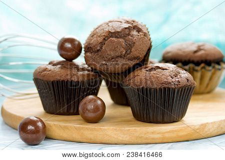 Chocolate Cupcakes, Delicious Homemade Chocolate Cakes With Cracks In Brown Paper Cases