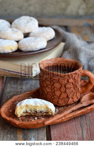 Sesame Shortbread With Date Stuffing. Middle Eastern Cookies. Eid And Ramadan Dates Sweets. Kahk. Ar