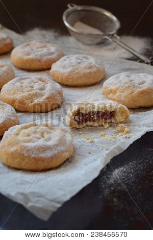 Sesame Shortbread With Date Stuffing. Middle Eastern Cookies. Eid And Ramadan Dates Sweets. Kahk. Ar