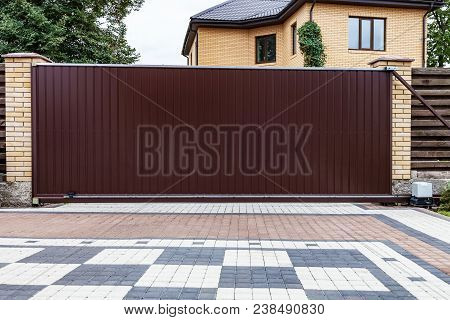 Large Automatic Sliding Garage Door