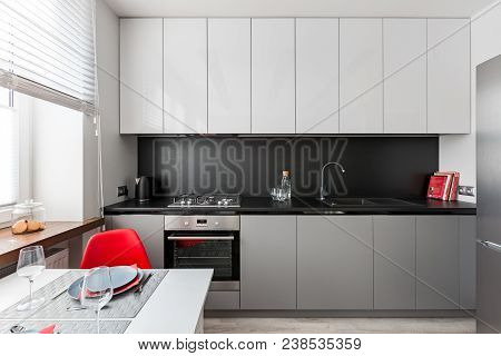 Kiitchen With Dining Table
