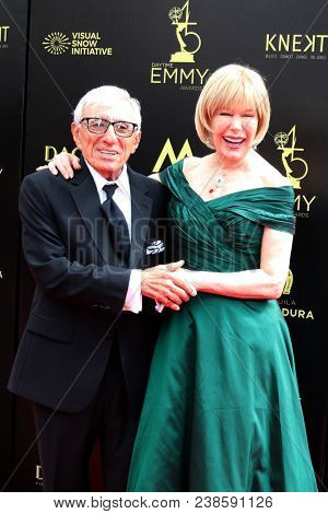 LOS ANGELES - APR 29:  Jamie Farr, Loretta Swit at the 45th Daytime Emmy Awards at the Pasadena Civic Auditorium on April 29, 2018 in Pasadena, CA