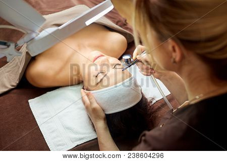 Cosmetologist Dermatologist Makes A Woman A Procedure Bio Oxidation Therapy.
