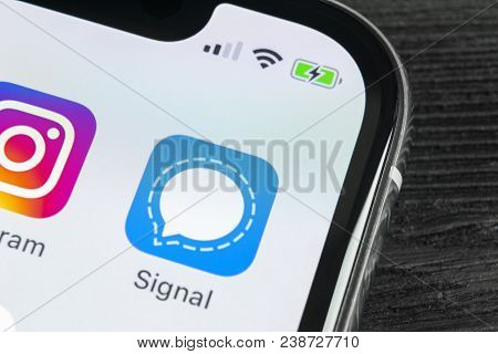 Sankt-petersburg, Russia, April 27, 2018: Signal Messenger Application Icon On Apple Iphone X Smartp