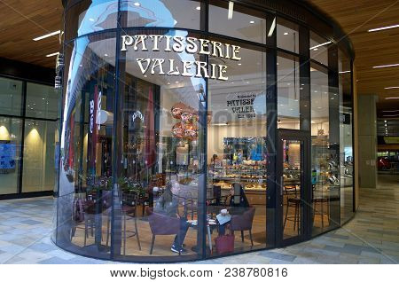 Bracknell, England - April 30, 2018: People Inside Patisserie Valerie Located In Bracknell, England.