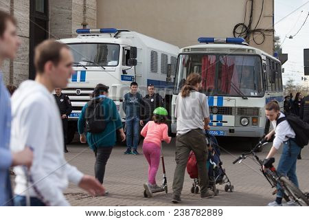 Moscow, Russia - April 30, 2018: The Police Cars And Rosgvardia Are Cordoned Off After A Rally On Sa