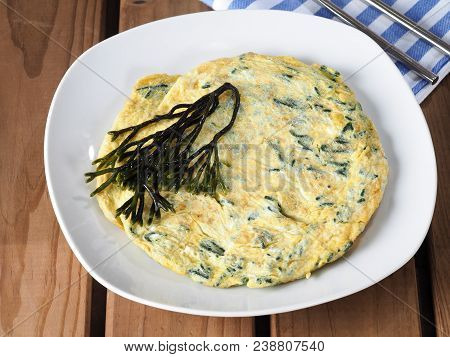 Codium - Velvet Horn - Spongeweed Cooked In Omelette.

Edible Green Seaweed In The Family Codiaceae.