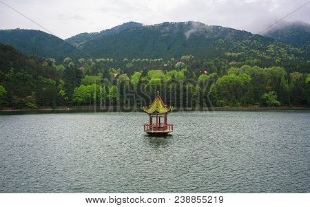 Chinese Pavilion In Middle Of Lulin Lake In Mount Lushan National Park Jiangxi China