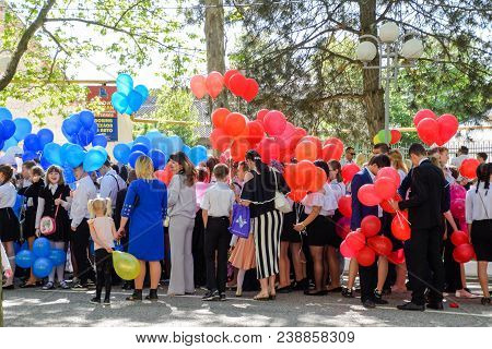 Slavyansk-on-kuban, Russia - May 1, 2018: Celebrating The First Of May, The Day Of Spring And Work. 