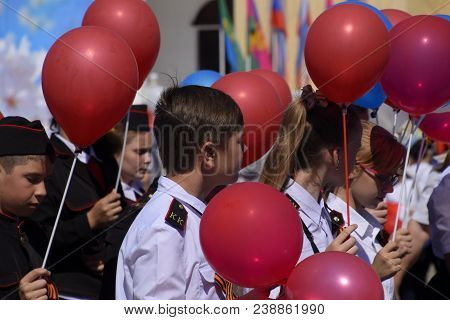 Slavyansk-on-kuban, Russia - May 1, 2018: Celebrating The First Of May, The Day Of Spring And Work. 