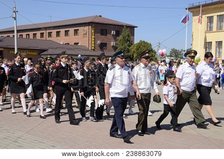 Slavyansk-on-kuban, Russia - May 1, 2018: Celebrating The First Of May, The Day Of Spring And Work. 