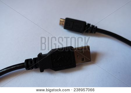 Standard Usb And Micro Usb Type B Connectors