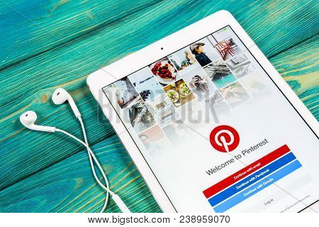 Sankt-petersburg, Russia, April 1, 2018: Pinterest Application Icon On Apple Ipad Smartphone Screen 