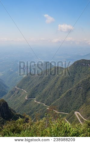 Serra Do Rio Do Rastro (route Sierra Of The Trail River) - Santa Catarina - Brazil