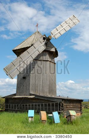 Gammel vindmølle