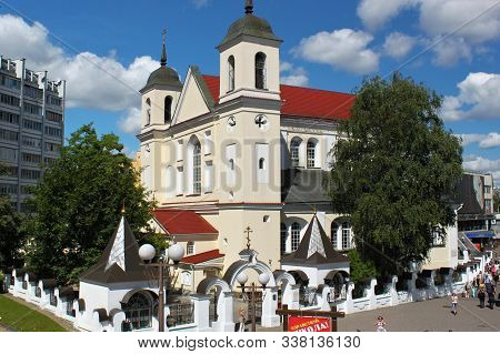 Minsk, Belarus - August 01, 2013: Belorussian Ortodox Сathedral Church Of The Holy Apostles Peter An