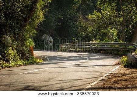 Beautiful Ghat Road Along The Mountain Range Of Eastern Ghats Leading To Yercaud, Tamil Nadu, India.