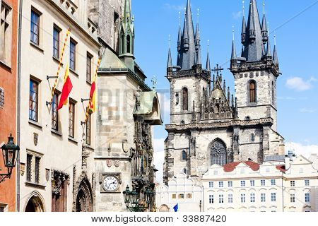 Tynsky kerk van Old Town Square, Prague, Tsjechië