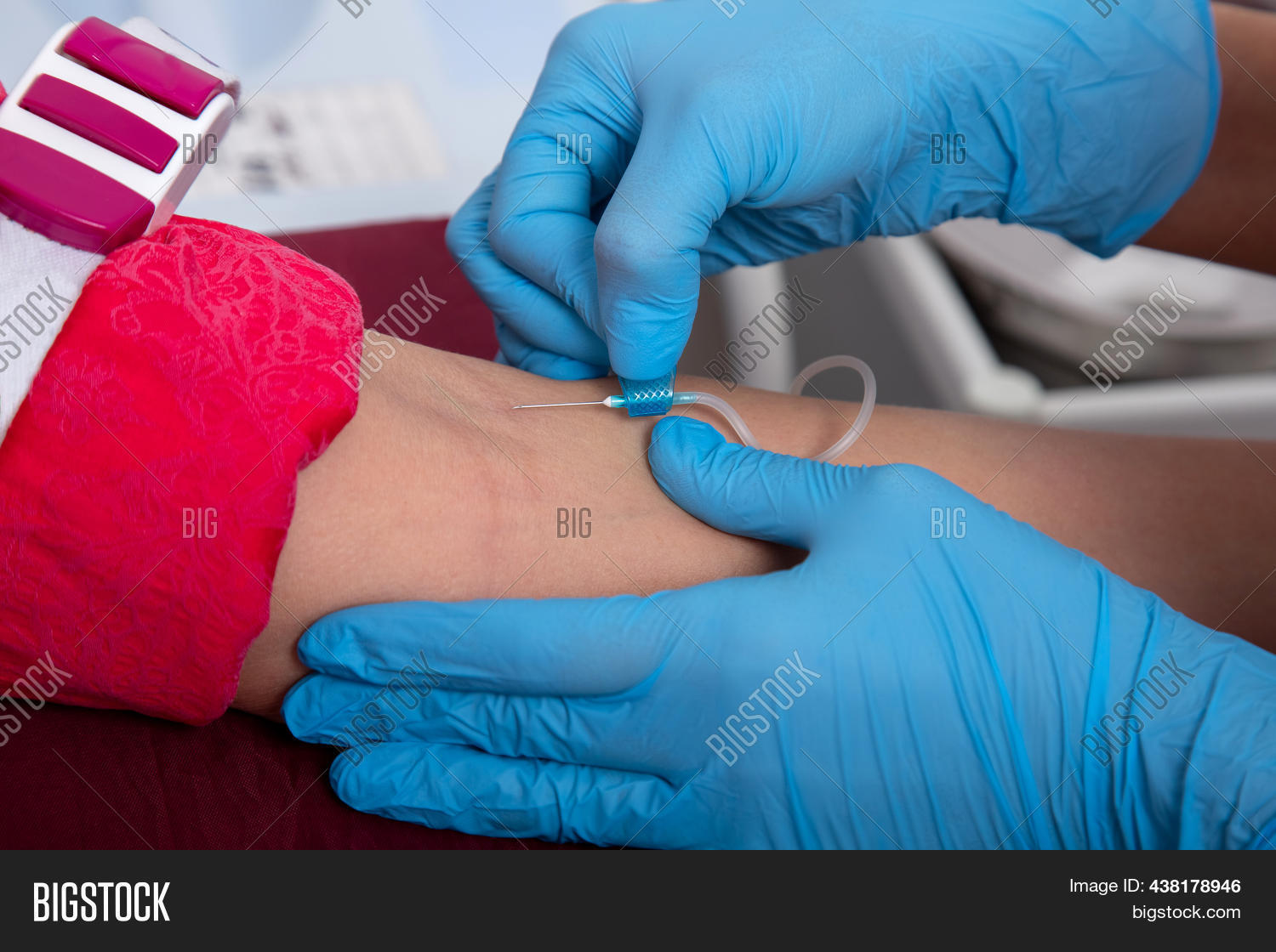 Hemometer Assistant Laboratory Assistant Image & Photo (Free Trial) | Bigstock