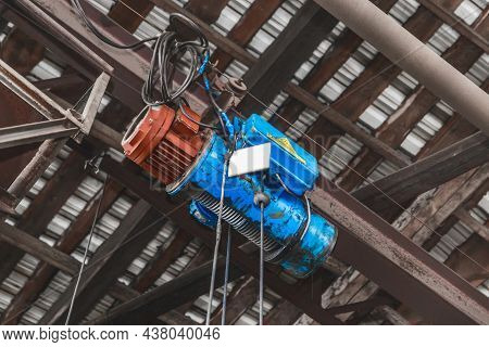 Electric Winch Hoist Lifting Mechanism Industrial Telfer And Equipment With Rope.
