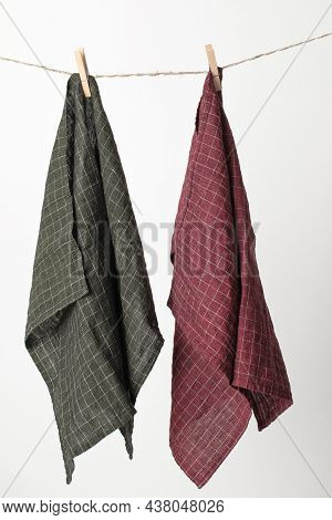 Organic Linen Kitchen Tea Towels Are Hung In A Row On A Rope. Natural, Soft, Airy And Stylish Kitche
