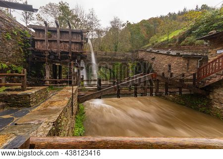 Dam Of The Flour Mill Of Mazonovo In Taramundi, Asturias.