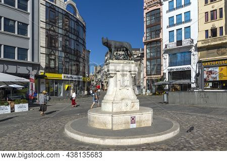 Bucharest, Romania - August 16, 2021: Lupa Capitolina At Downtown (old Town) Of City Of Bucharest, R