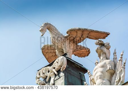 Poznan, Poland - August 09, 2021. Statues On The Roof Of Kornicka Library - Biblioteka Kornicka In P