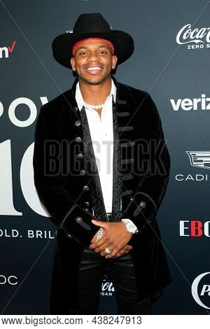 LOS ANGELES - OCT 23:  Jimmie Allen at 2021 Ebony Power 100 at the Beverly Hilton Hotel on October 23, 2021 in Beverly Hills, CA