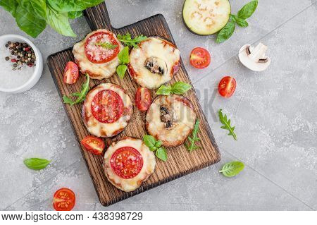 Eggplant Pizza With Tomatoes Sauce, Mozzarella, Mushrooms And Fresh Basil. Vegetarian Dish. Selectiv