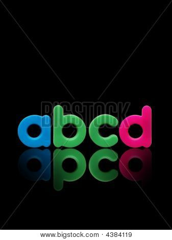 Alfabeto plástico abcd