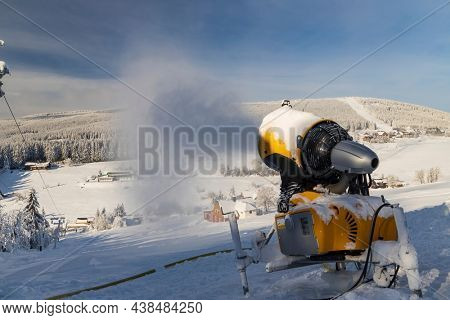 Winter landscape around Horni Mala Upa, Giant Mountains (Krkonose), Northern Bohemia, Czech Republic