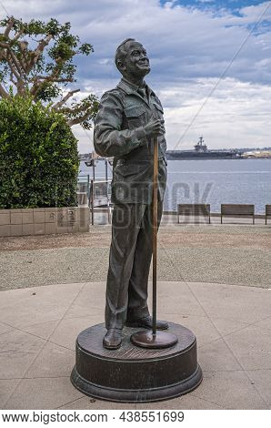 San Diego, California, Usa - October 4, 2021: A National Salute To Bob Hope And The Military Statues