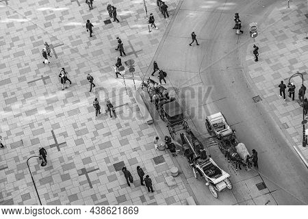 Vienna, Austria - February 15, 2019: Fiaker At Stephans Place In Vienna Wait For Tourists To Have A 