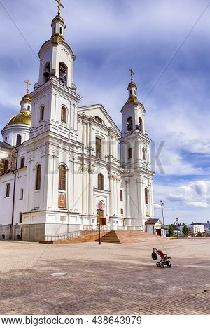 Belarus, Vitebsk - August 1, 2021: Frontal View Of The Holly Assumption Or Uspensky Cathedral In Vit