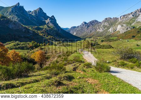Landscape Of The Somiedo Natural Park In Asturias. Route From Valle De Lago To Lago Del Valle.