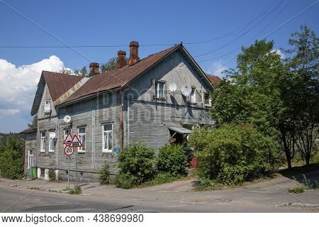 Sortavala, Russia - July 11, 2021: Ancient Wooden House In The Town Of Sortavala, Republic Of Kareli