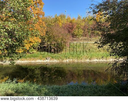 An Early Autumn Landscape Along The Glatt River And Its Embankment In The City Of Zürich (zuerich Or