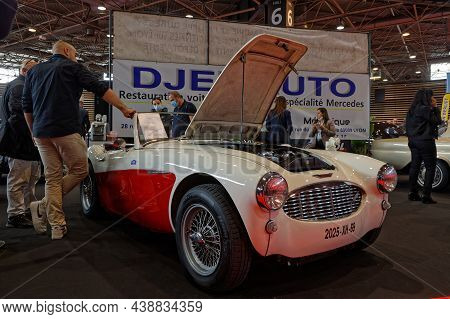 Lyon, France, November 5, 2021 : Austin Healey. Salon Epoq'auto Is Organized Since 1979, With Over 7