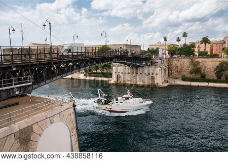 Taranto, Italy - 18 August 2021: The Swing Bridge Of Taranto That Separates The New City From The Ol